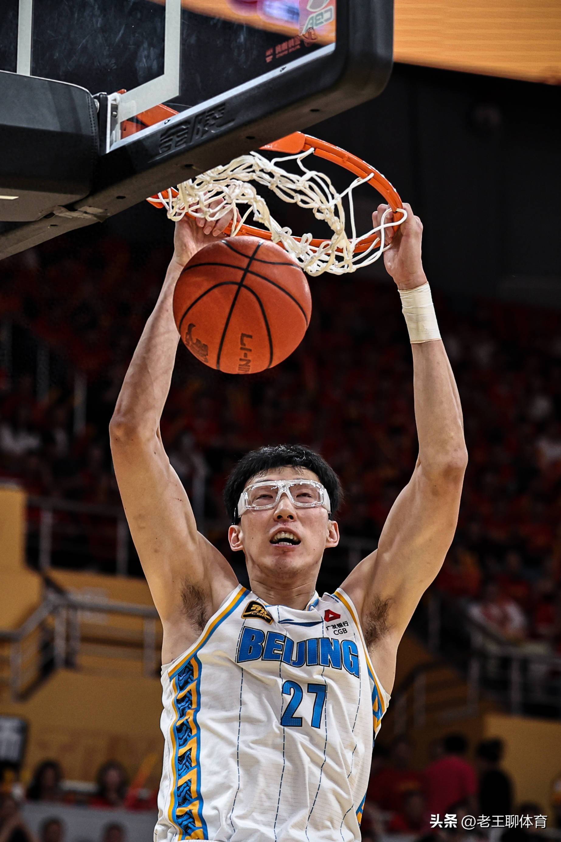 乐鱼网站广厦男篮训练开放日，集结日伤情更新引欢呼，荷甲在即，赛季目标并未改变的简单介绍