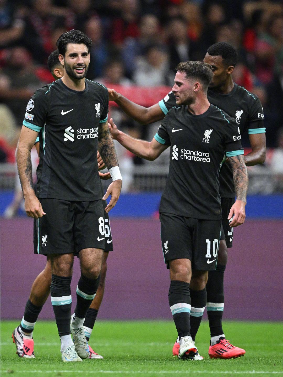 乐鱼LEYU包含赛前法甲焦点战，AC米兰篮板制胜，媒体盛赞，更衣室氛围转暖的词条